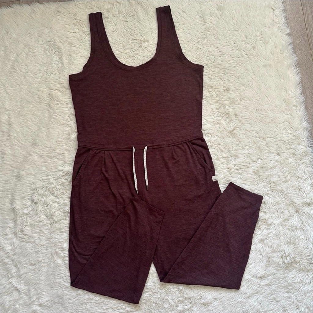 Vuori Jumpsuit Women’s One-Piece Sleeveless Pockets Vw458 Heather Purple Sz M